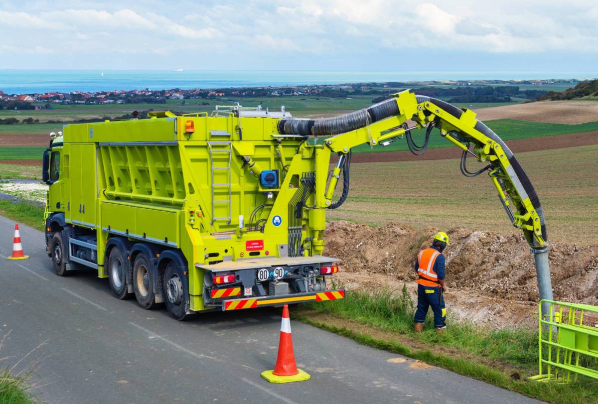Tout Savoir Sur Le Camion Aspirateur Torregrossa Terrassement Par 